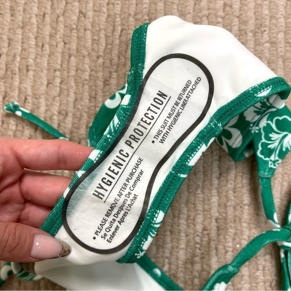 Playboy X Pacsun Floral/Hawaiian Print Bikini Set Size Small Women - Picture 9 of 11